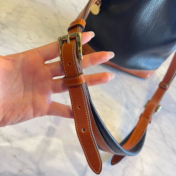 VINTAGE Dooney & Bourke Drawstring Bucket Bag - Picture 7 of 12